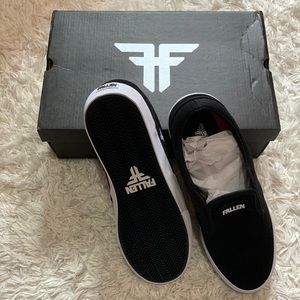 Brand New In Box Fallen The Easy Shoes Black/White